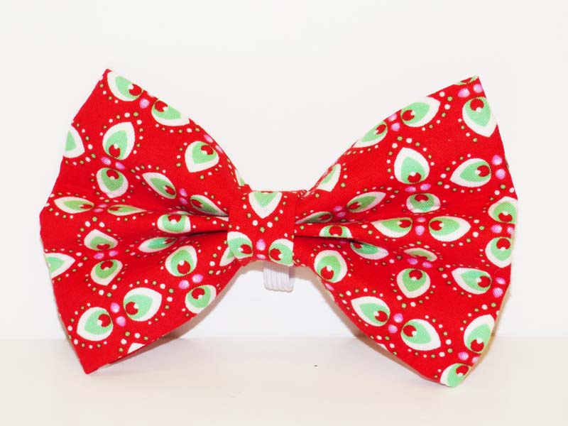 Dog Bow Tie "Peppermint Cream" by Mabel & Mu