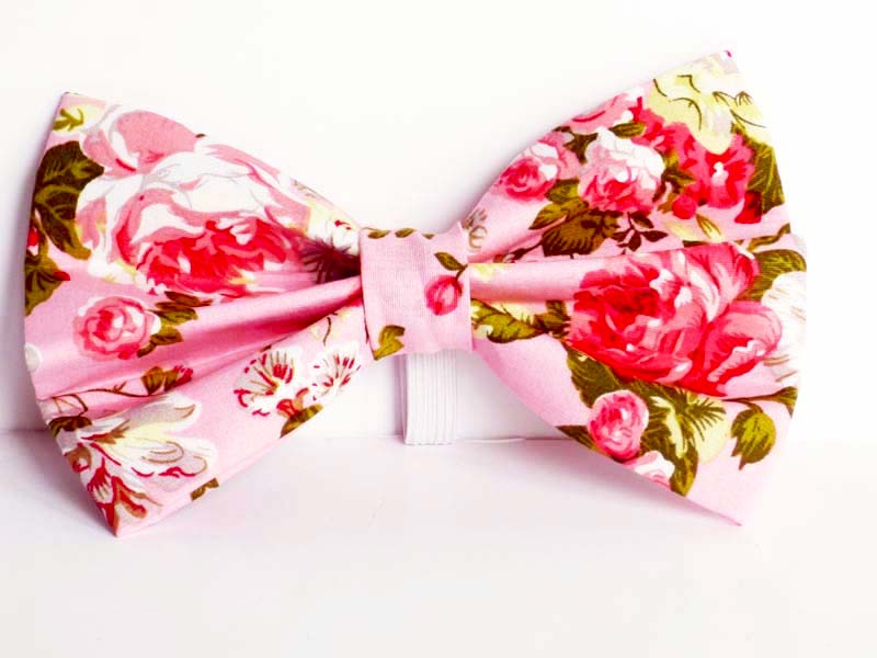 Carnation Cat Bow tie by Mabel & Mu