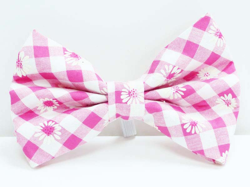dog Bow Tie "Daisies" by Mabel & Mu